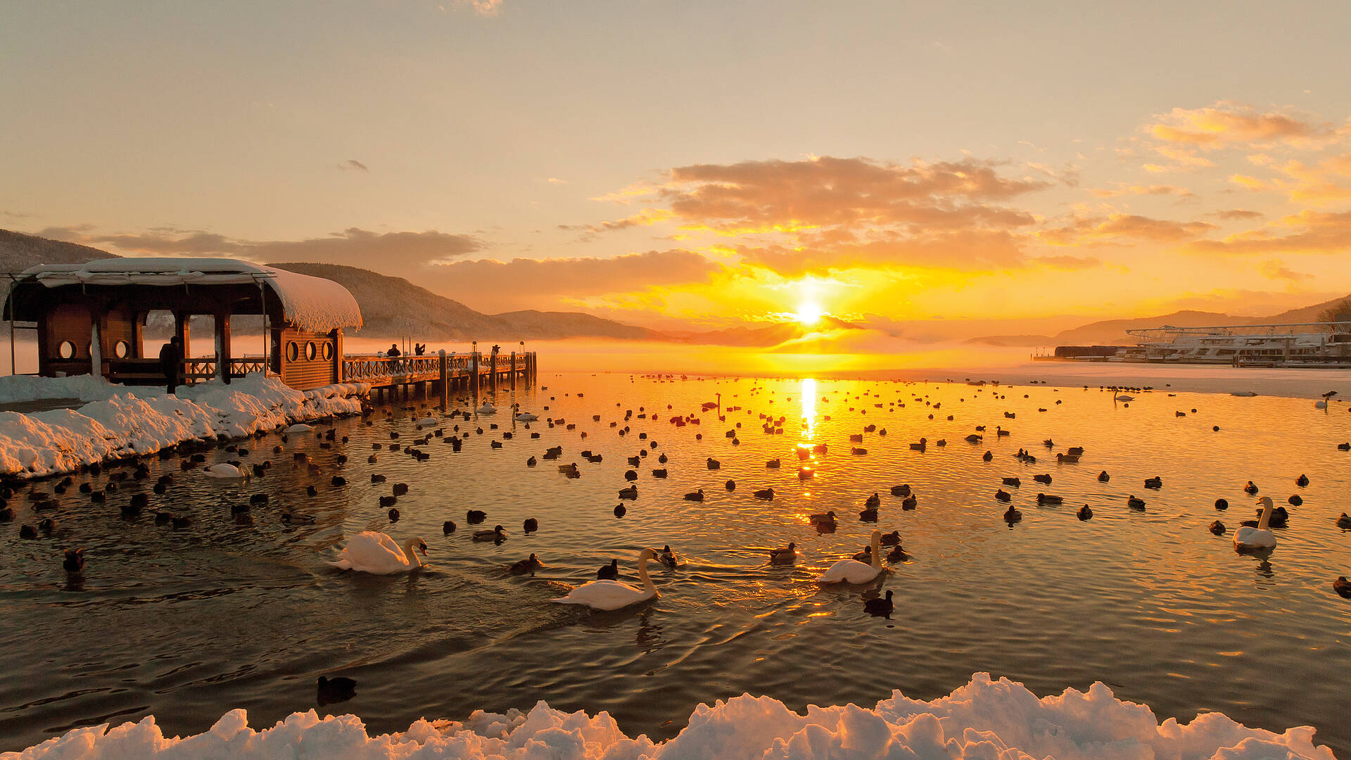 Klagenfurt am Wörthersee bei Sonnenuntergang