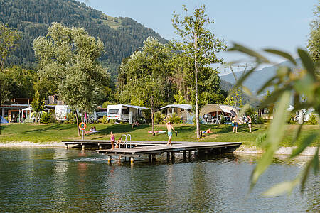 Camping in einer herrlichen Bergwelt